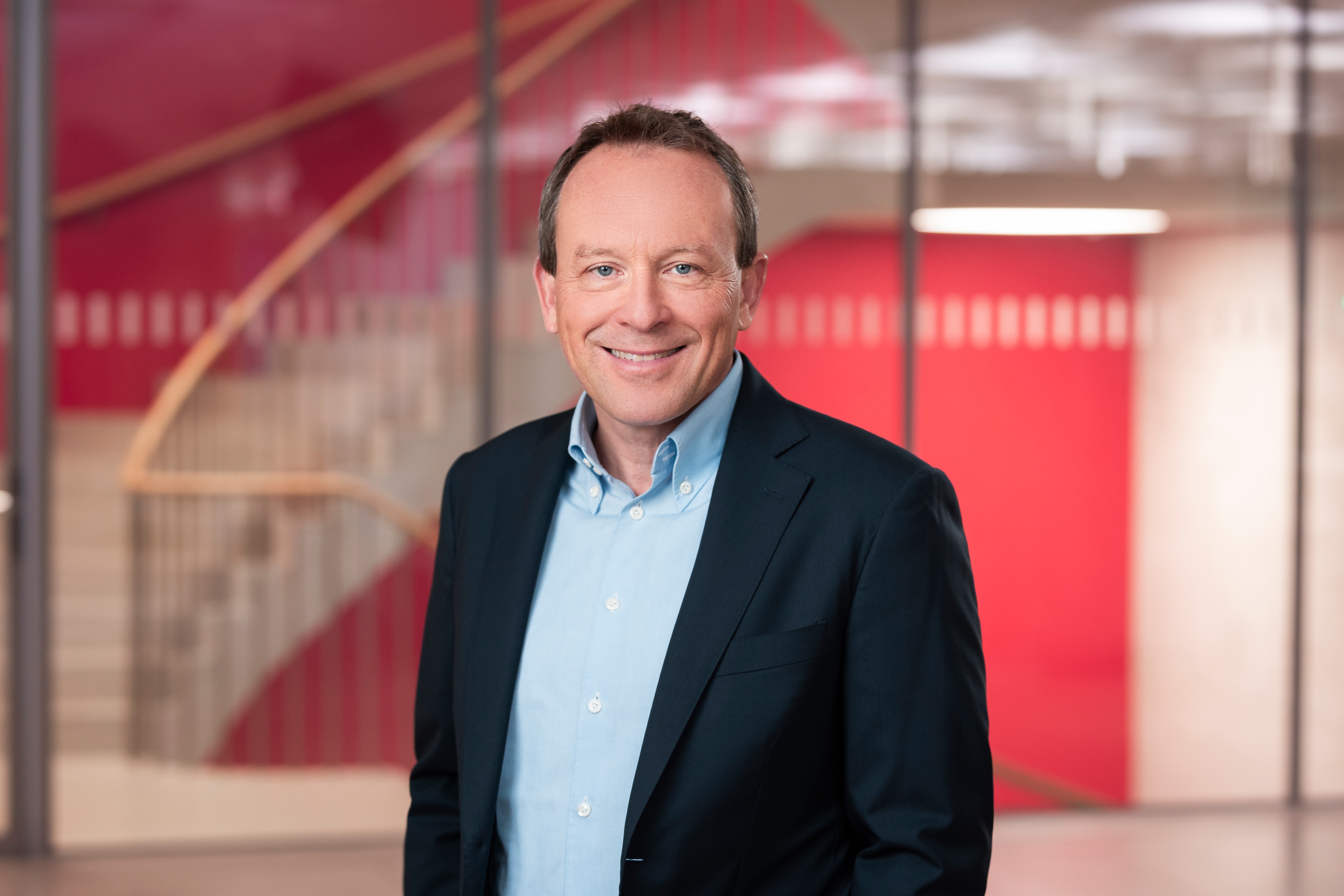 Dr. Christoph Loos